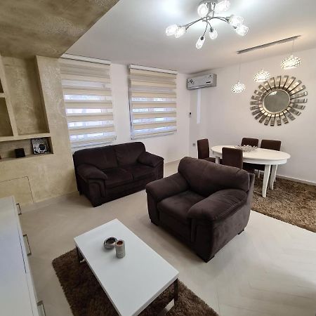 Adonis Apartment ノヴィ・サド エクステリア 写真