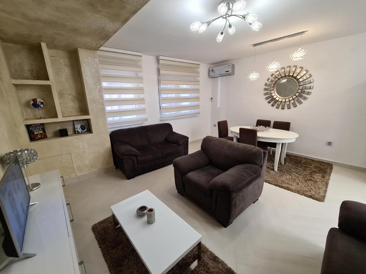 Adonis Apartment ノヴィ・サド エクステリア 写真