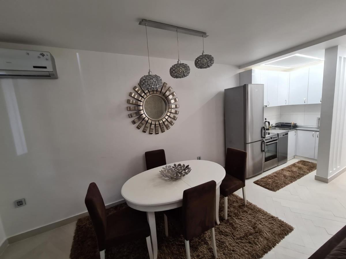 Adonis Apartment ノヴィ・サド エクステリア 写真