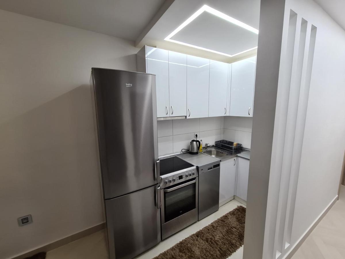 Adonis Apartment ノヴィ・サド エクステリア 写真
