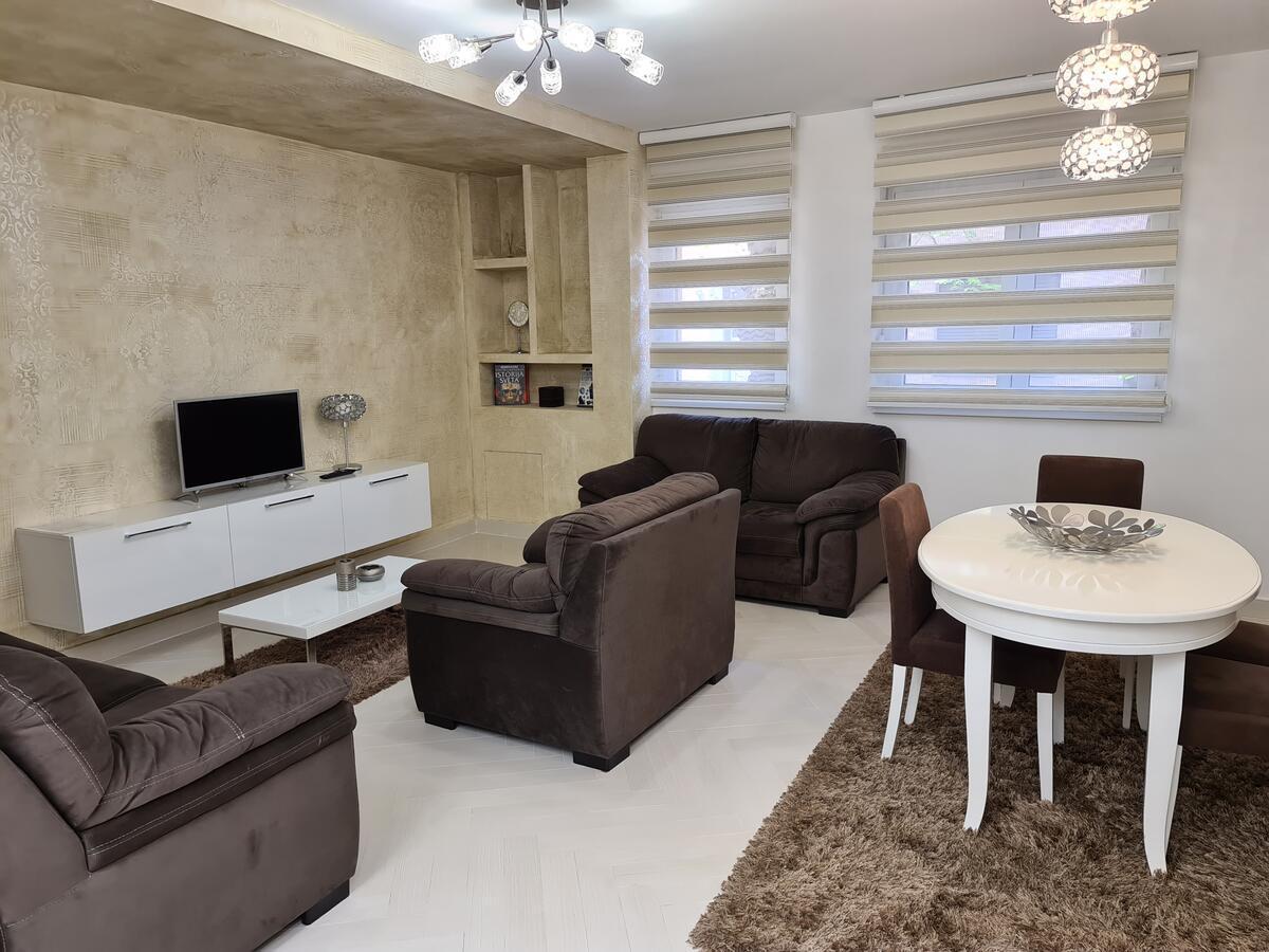 Adonis Apartment ノヴィ・サド エクステリア 写真