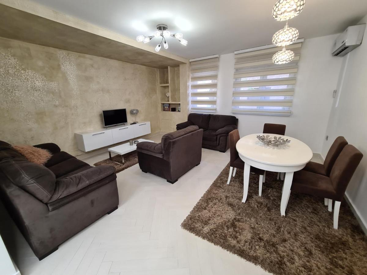 Adonis Apartment ノヴィ・サド エクステリア 写真